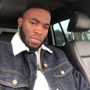 Meet your Posher, Victor